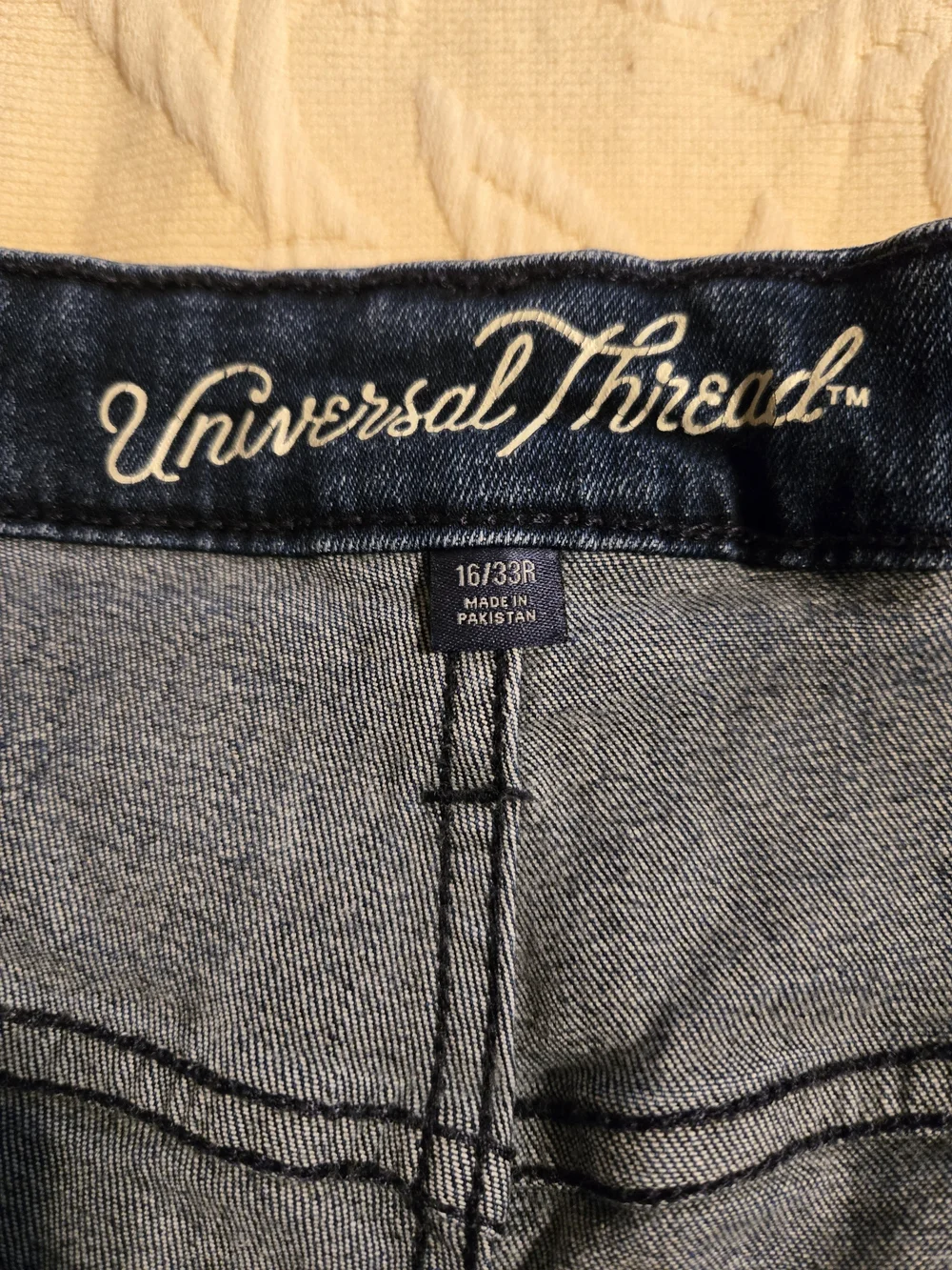 Universal Thread Medium Wash Bermuda Cuffed Shorts 16